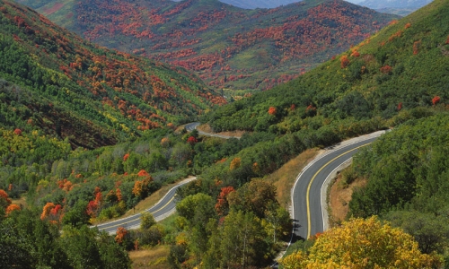 17981_8608_Wasatch_Mountains_Utah_Driving_md